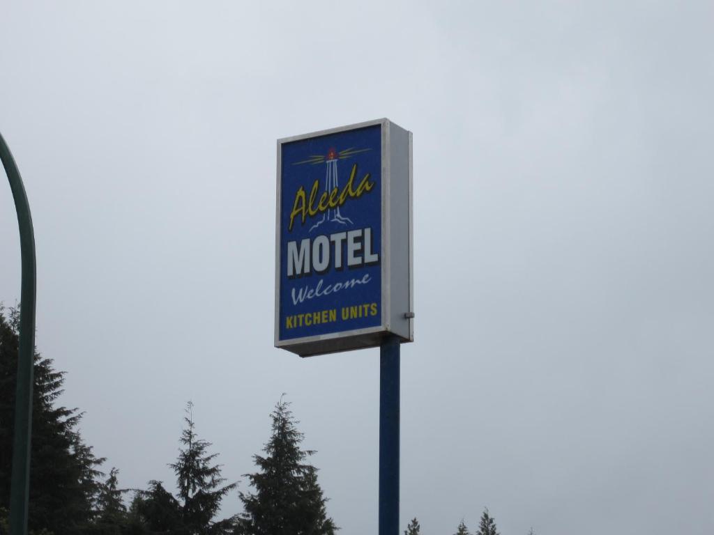 Aleeda Motel Prince Rupert Buitenkant foto